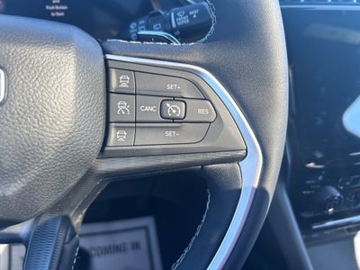 2027 Jeep Grand Cherokee Laredo X