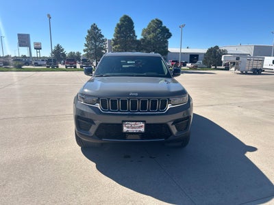 2027 Jeep Grand Cherokee Laredo X