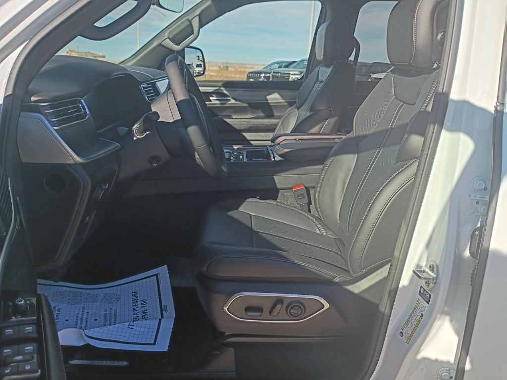 2026 Jeep Grand Wagoneer L Limited Reserve