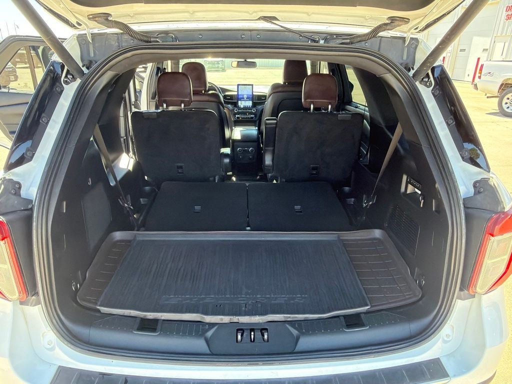 2020 Ford Explorer Platinum