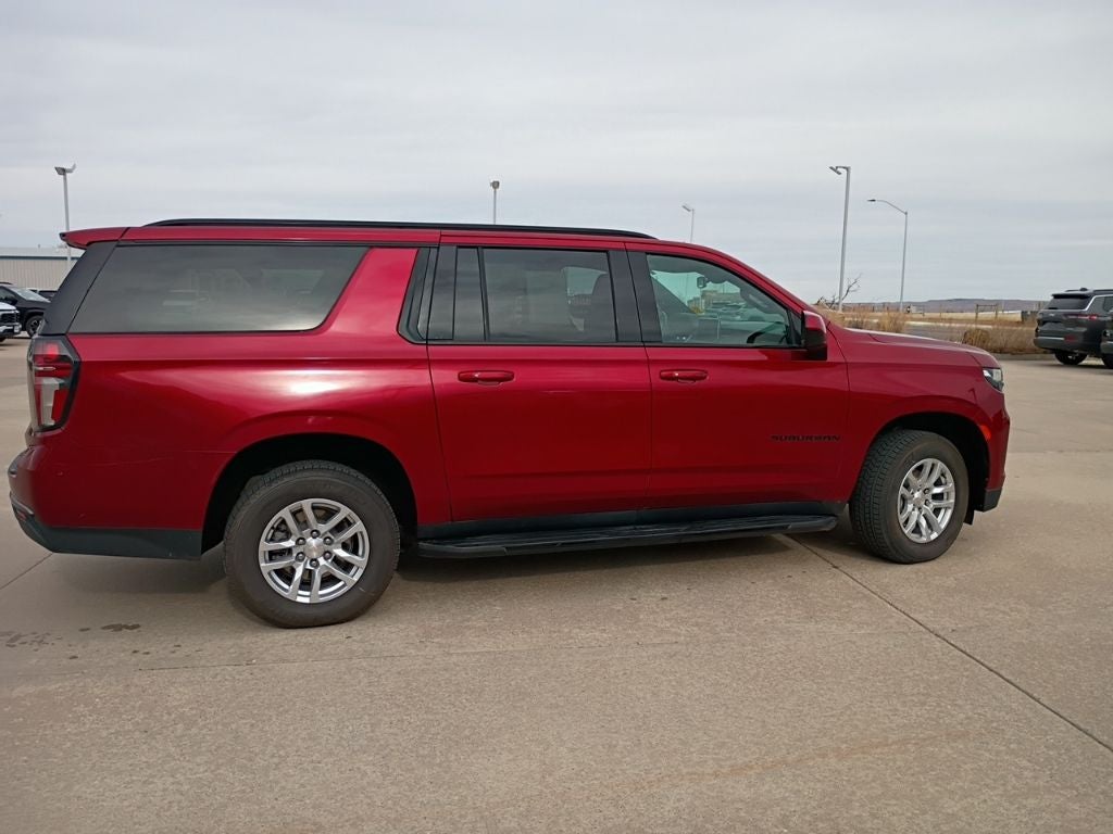 2021 Chevrolet Suburban RST