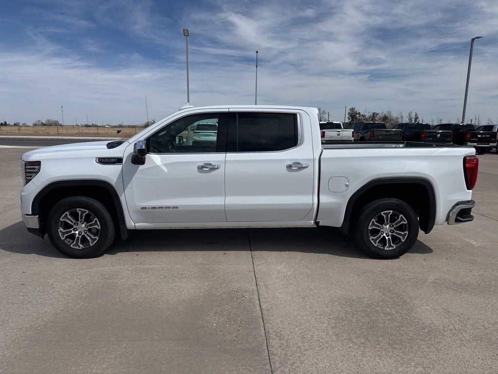 2025 GMC Sierra 1500 SLT