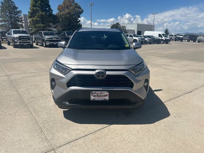 2020 Toyota RAV4 XLE