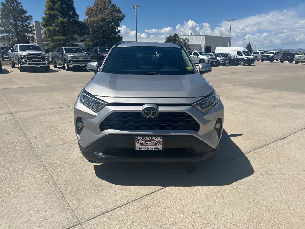 2020 Toyota RAV4 XLE